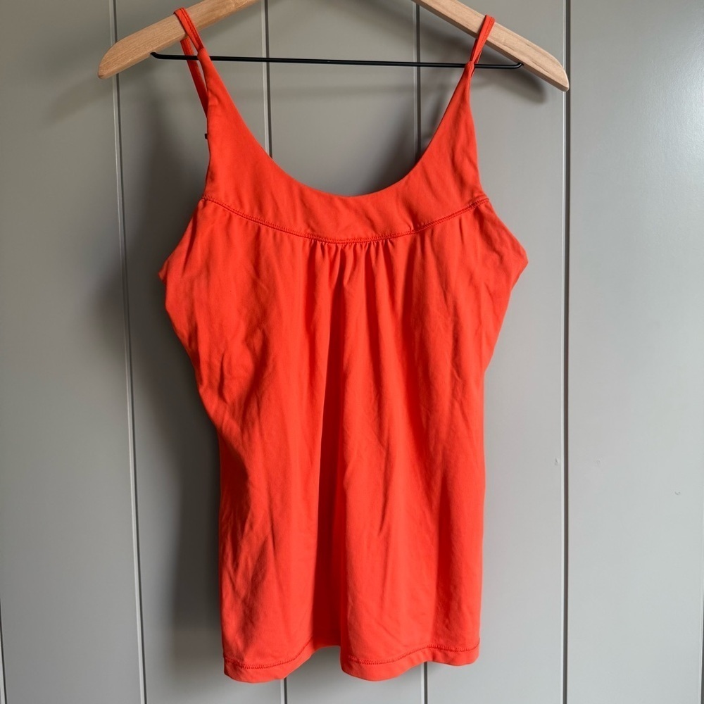 Lole Tank  Racer Top Womens Medium Orange Built In Shelf Bra